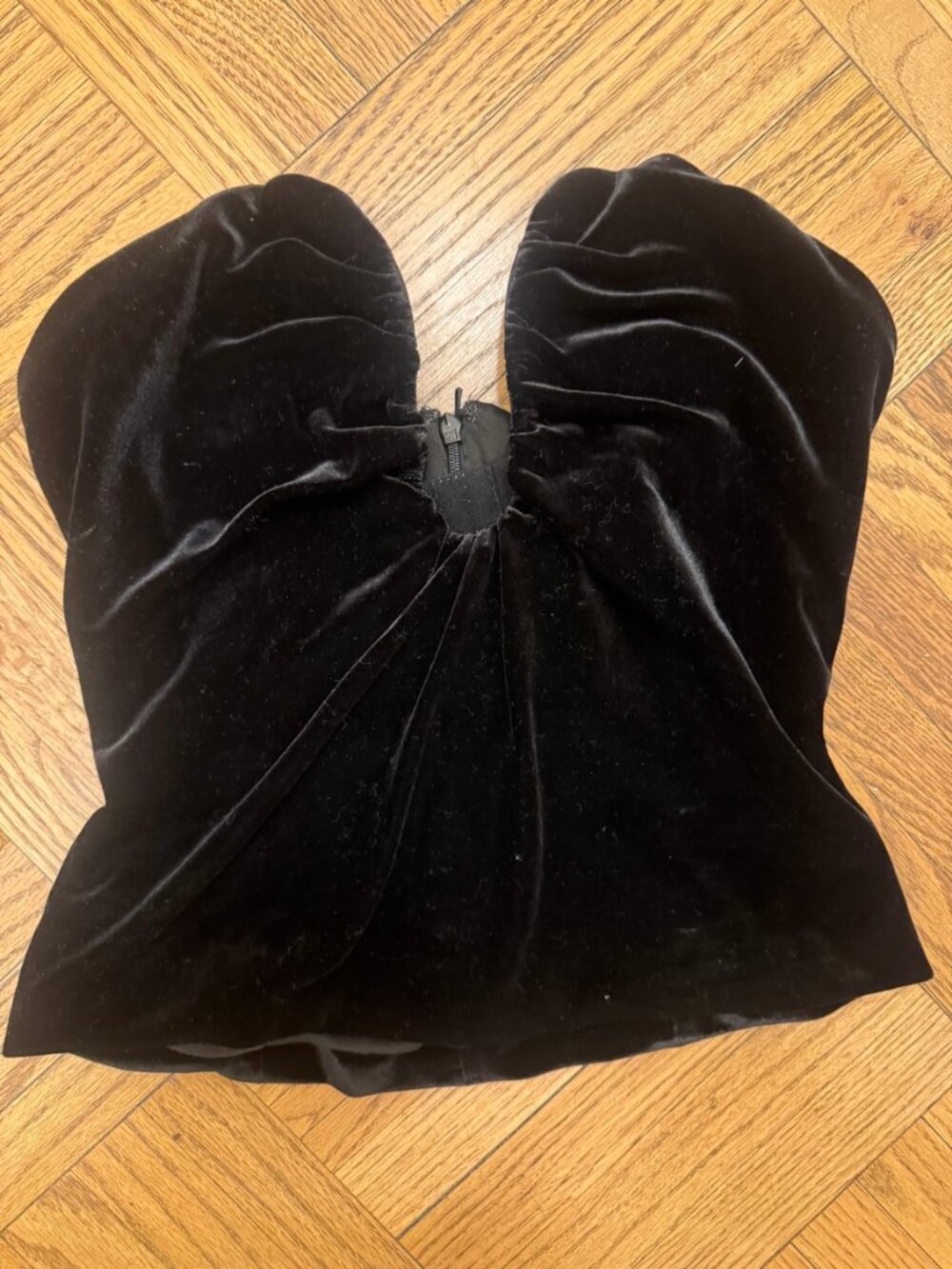 ASTR The Label Arista Black Velvet Strapless Top Size XS